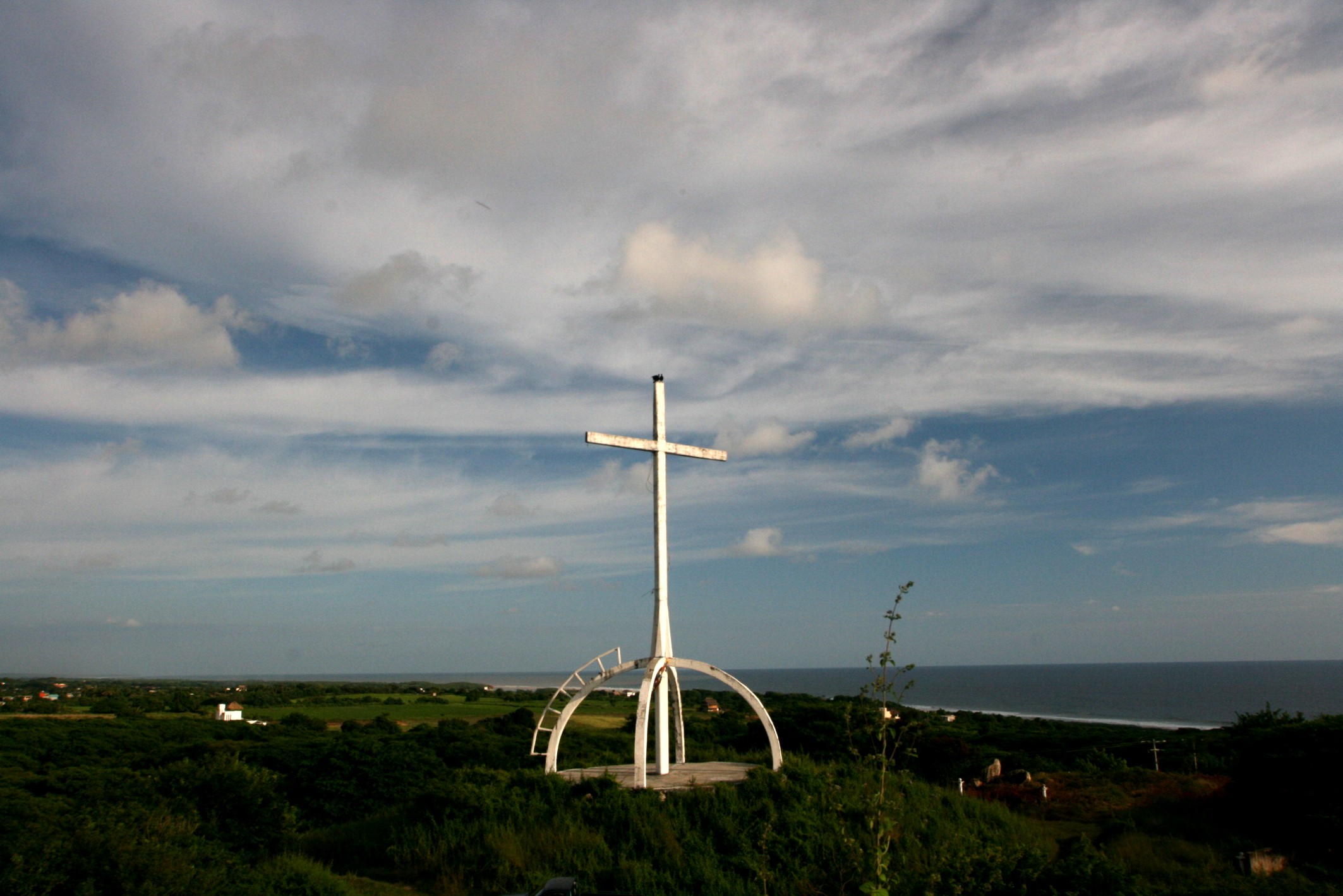La cruz de zicatela en la costa oaxaqueña